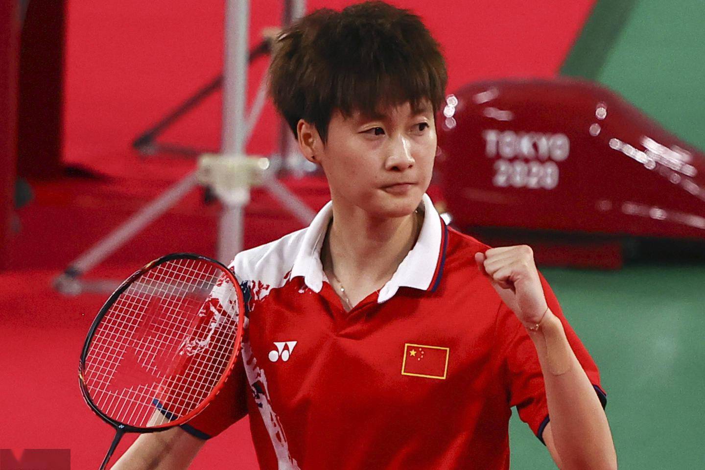 羽毛球女单中国选手轻松取胜