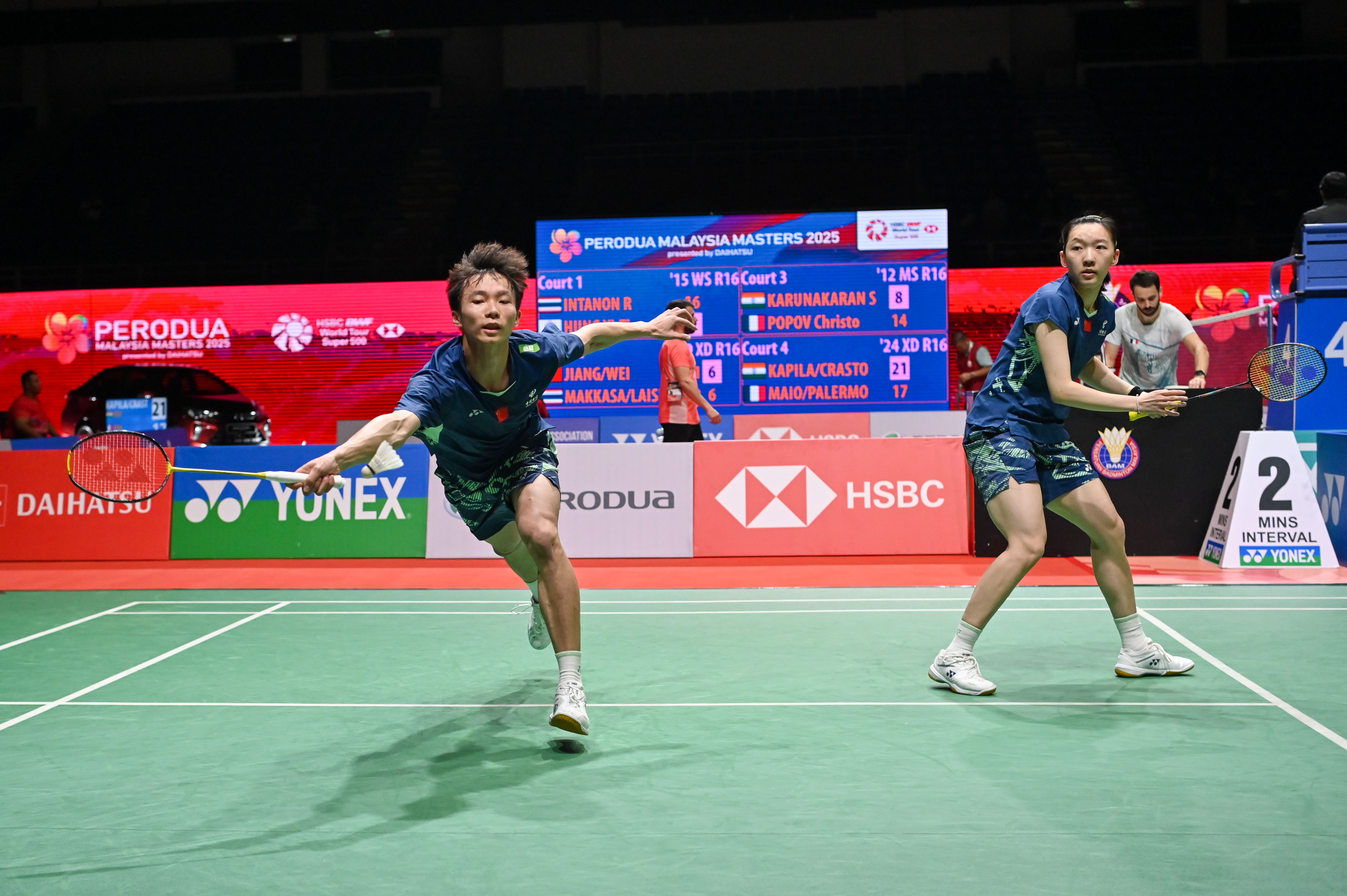 亚运会羽毛球赛场比武间隙马来西亚选手坠机身亡 亚运会羽毛球赛场比武间隙马来西亚选手坠机身亡