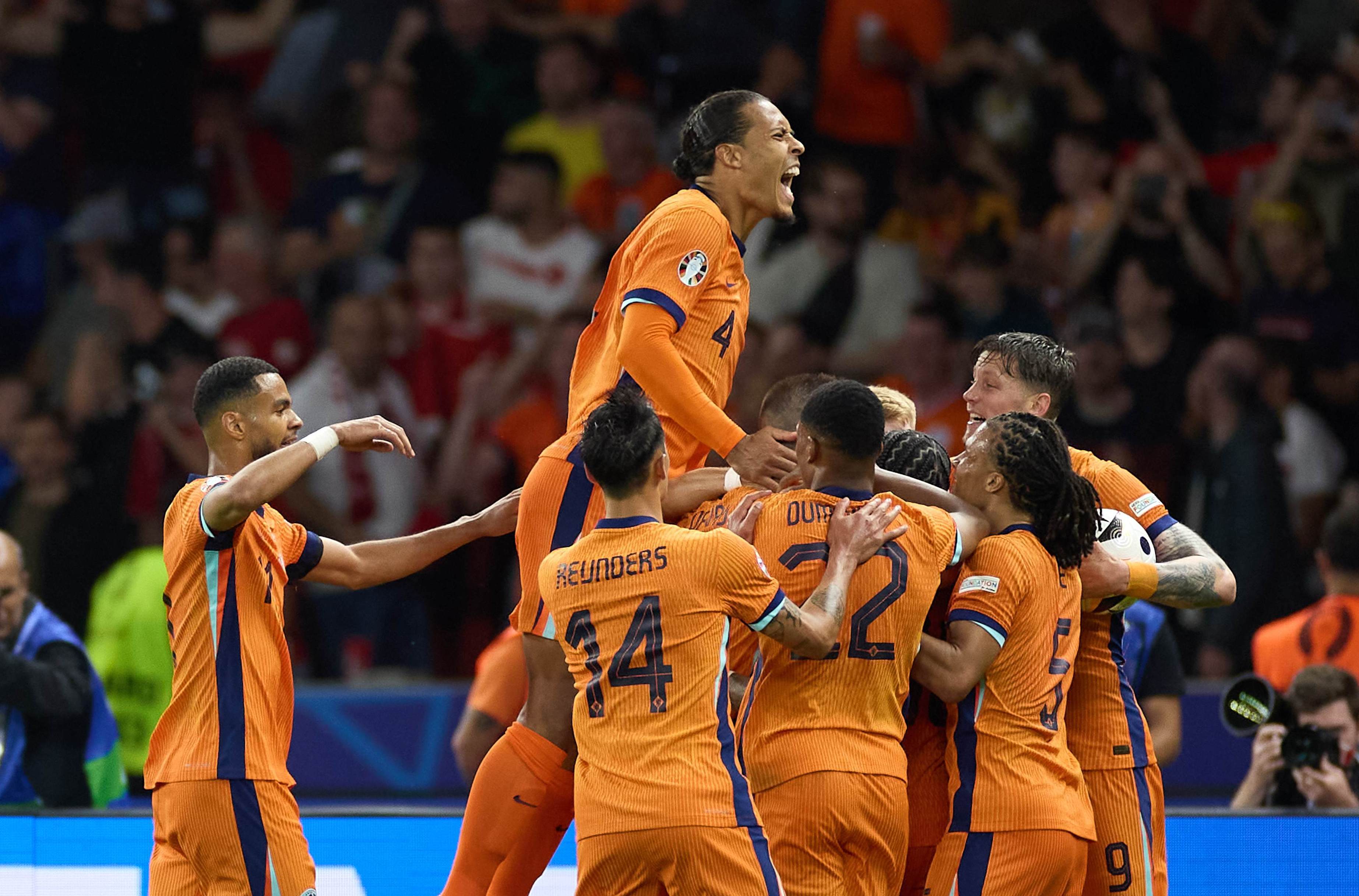 荷兰队员状态火热，备战重要战役